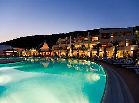Latanya Park Hotel Yaliciftlik
