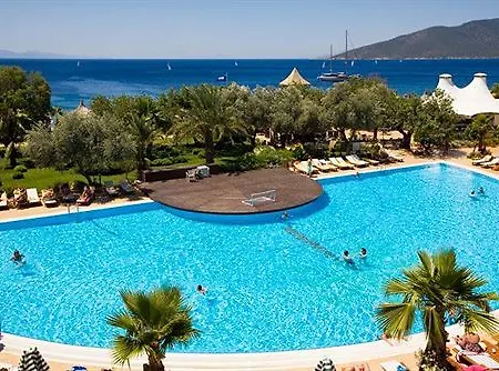Latanya Park Hotel Yaliciftlik